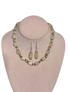 Vintage Trisha Waldron Yellow Agate Beaded Necklace and Drop Earring Set